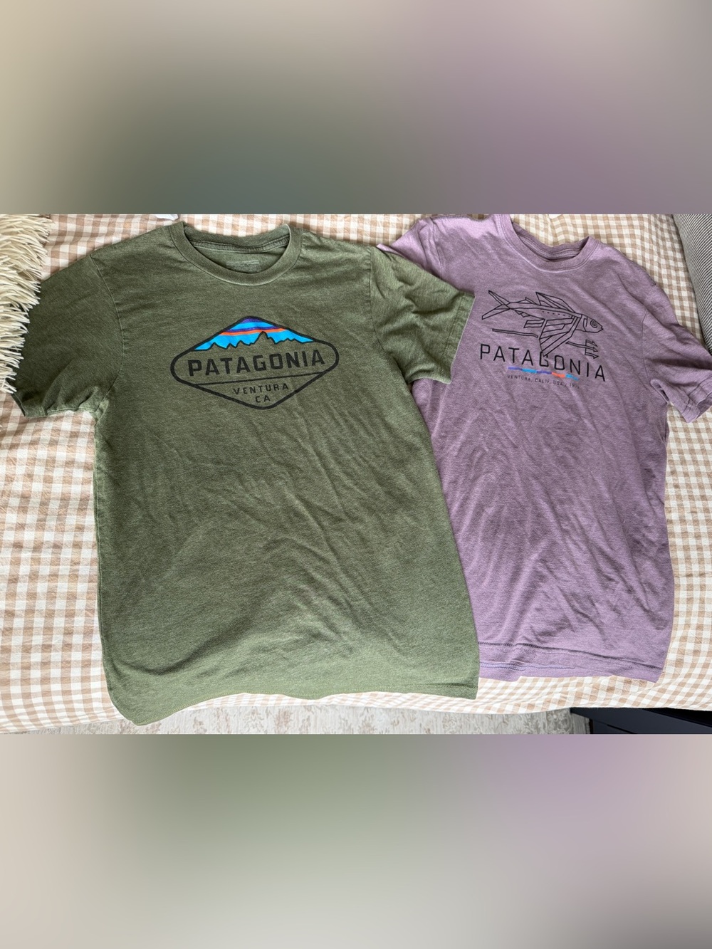 Patagonia men’s xs slim fit t shirts